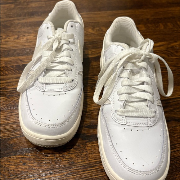 Nike Shoes - Nike Women's White Sneakers